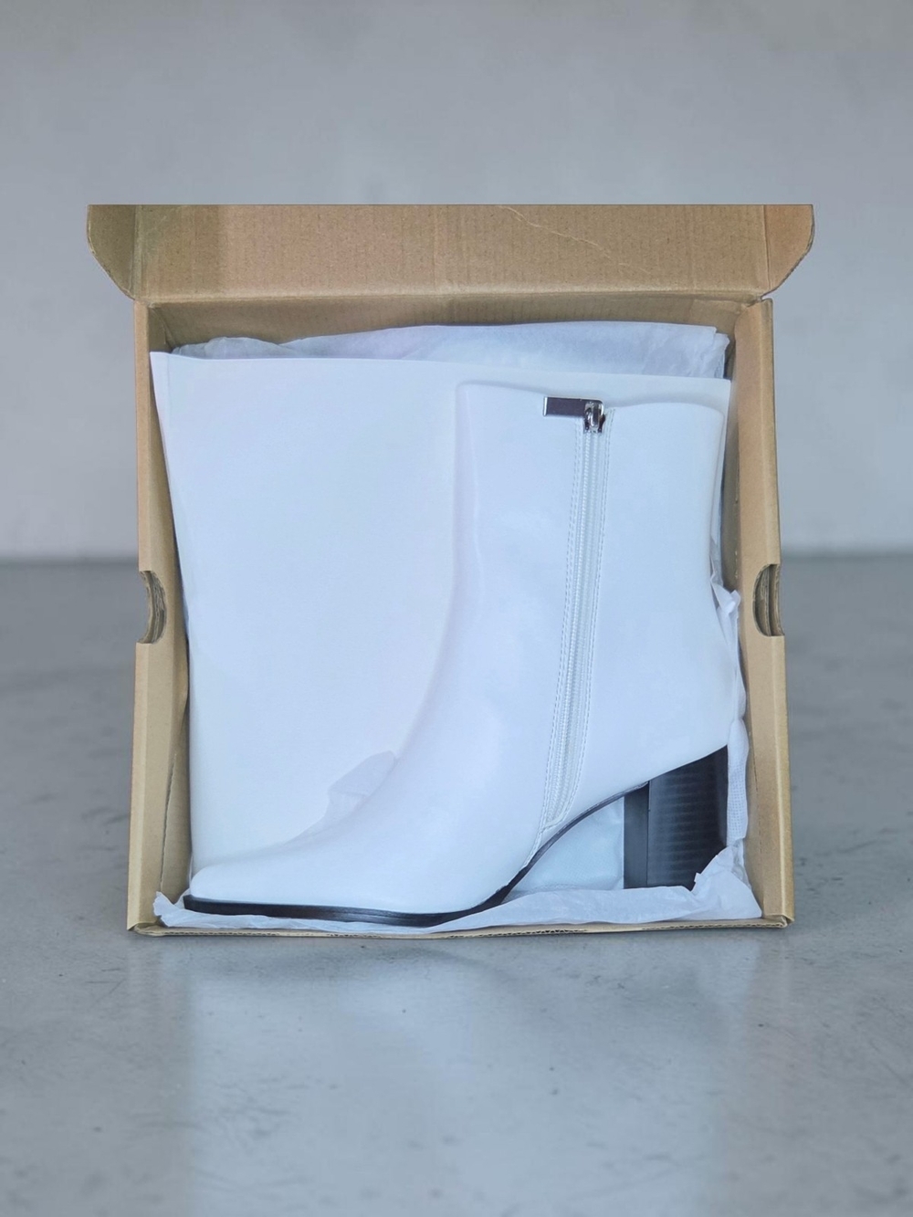 CELLENZ Women's Heel Ankle Boots in White Size 6.5 ♡ - Picture 7 of 8